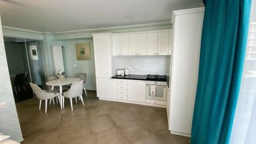 Apartamento Myosotis Mamaia Studio By The Lake