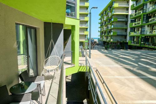 Sunset By The Sea Apartment Alezzi Spa Pools Resort