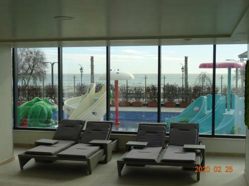 Teemo Beach Apartment, Alezzi Beach Resort