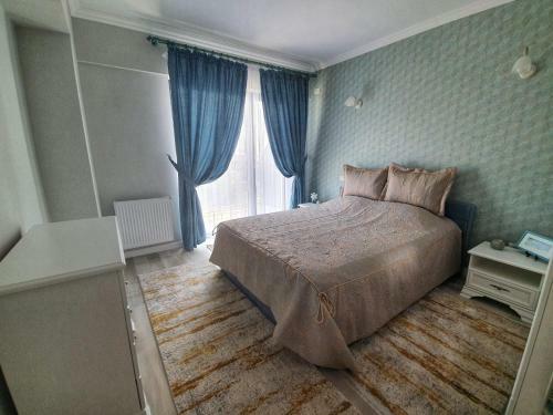 Evys Luxury Apartment