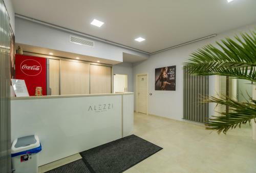 Apartamento Sea Gem 2br Apt Spa N Pool Alezzi Beach Resort