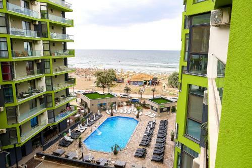 Apartamento Sea Gem 2br Apt Spa N Pool Alezzi Beach Resort