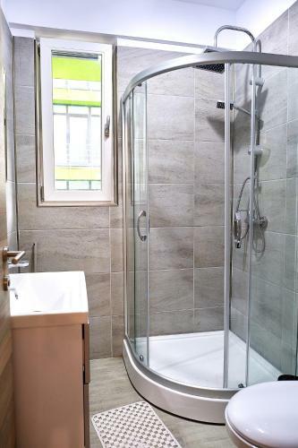 Apartamento Sea Gem 2br Apt Spa N Pool Alezzi Beach Resort