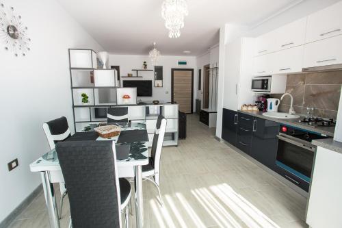 Apartament Black&white 5