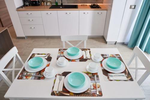 Rise And Shine Apartments Spa N Pool Alezzi Beach Resort