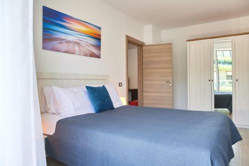 Rise And Shine Apartments Spa N Pool Alezzi Beach Resort