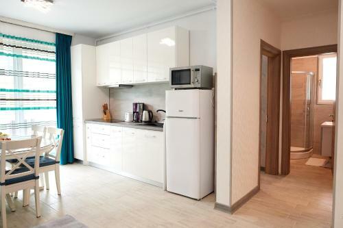 Apartamento Aquamarin 2bd Apt Spa N Pools Alezzi Beach Resort