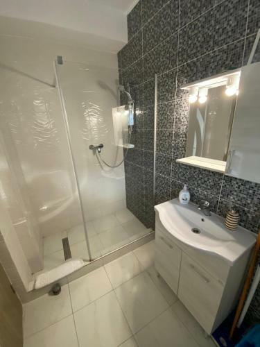 Apartament Ella D25 Mackerel
