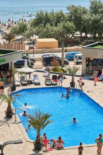 Sunny Side Apartments In Complexul Alezzi Beach