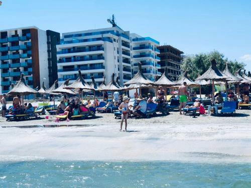 Apartamento Wave 2 Mamaia Prima Linie Vedere La Mare 120mp