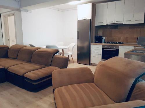Apartamento Wave 2 Mamaia Prima Linie Vedere La Mare 120mp