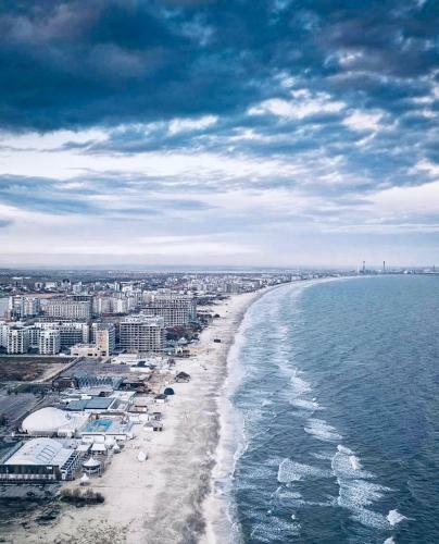 Apartamento Wave 2 Mamaia Prima Linie Vedere La Mare 120mp