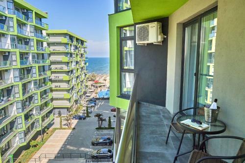 Purple Pearl Apartments Spa N Pool Alezzi Beach Resort