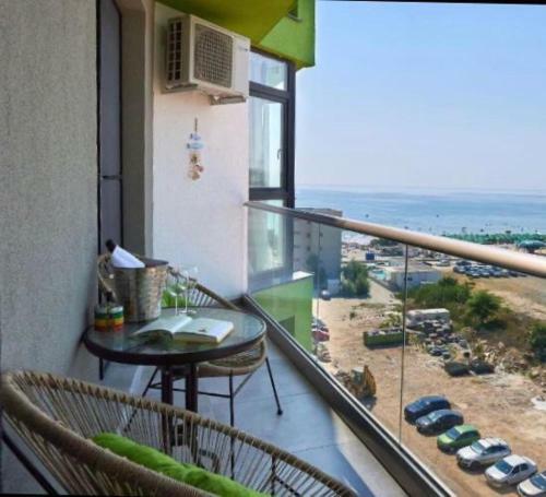 Sunshine 1 Br Apartment Spa N Pool Alezzi Beach Resort