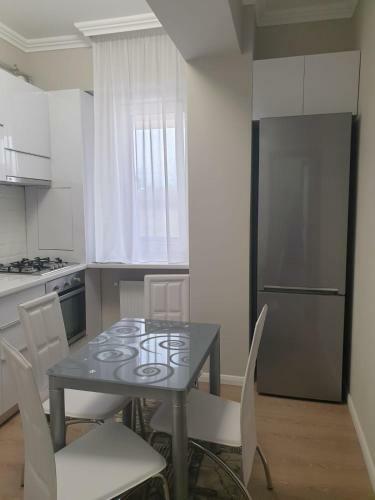 Andra Apartment