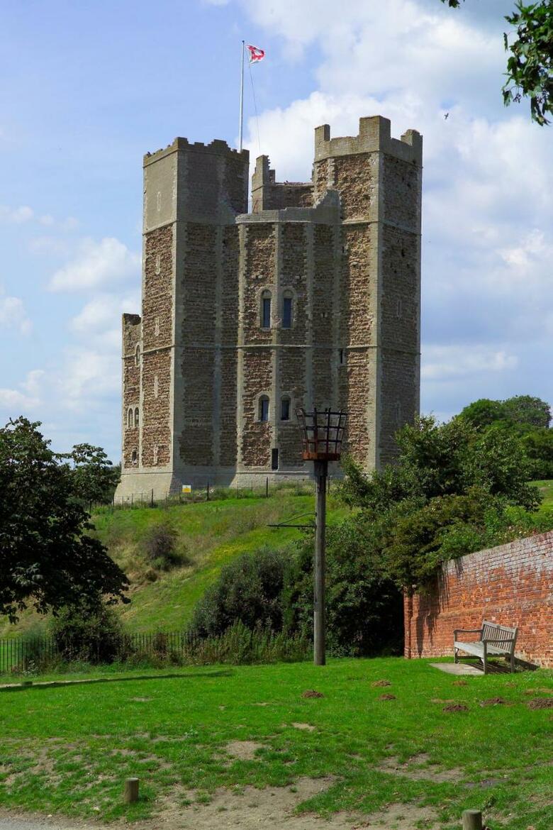 Hotel Crown And Castle