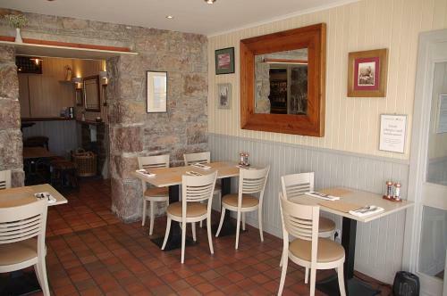 Hostal Summer Isles Hotel