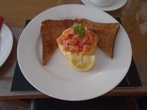 Trumbles Gatwick B&B