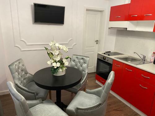 Orhideea Apartment