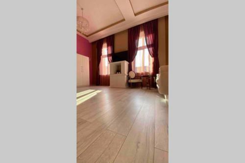Budoir Royal Apartment