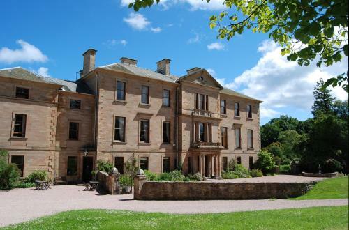 Hostal Cambo House
