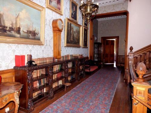 Hostal Cambo House
