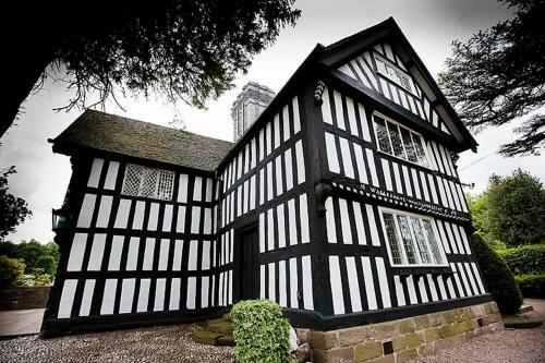 Hostal The Old Hall Country House