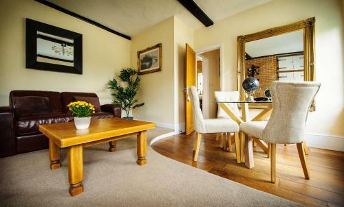 Hotel Sheene Mill