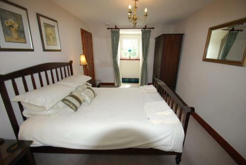 Bed & Breakfast Dunlichity House