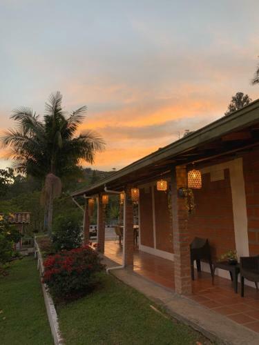 Hostal Glampparche Hostel