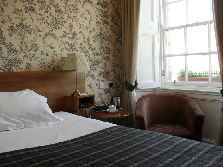 Albany Hotel