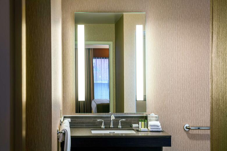 Doubletree Hotel Sonoma