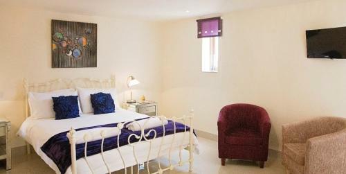 Cranberries Luxury Hideaway