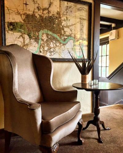 Hotel The Crown Inn