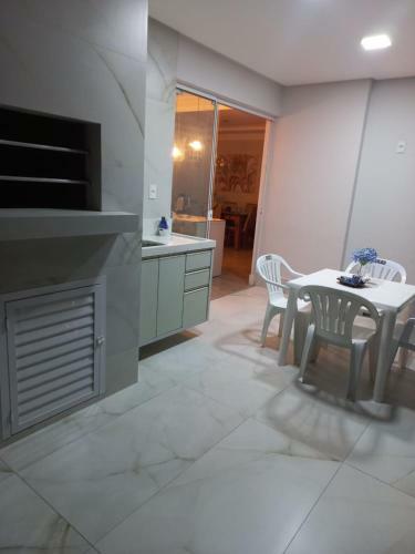 Apartamento Inteiro 3 Su�tes E 2 Garagens Com Fino Acabamento