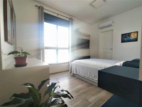 Luxuoso Apartamento Com Vista Mar Em Itapema Sc