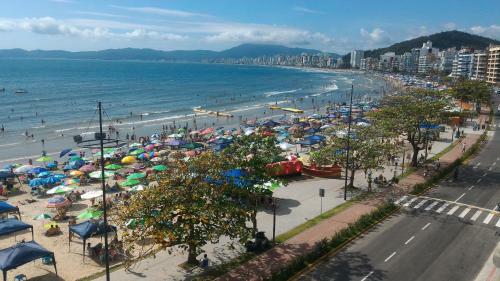 Apartamento de Cobertura Frente Para O Mar Itapema