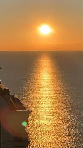 Apartamento Cobertura Com Bel�ssima Vista Para O Mar E Jacuzzi
