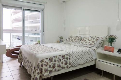Lindo Apartamento Frente Para O Mar