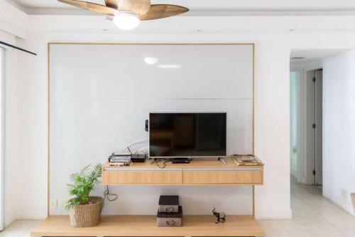 Lindo Apartamento Frente Para O Mar