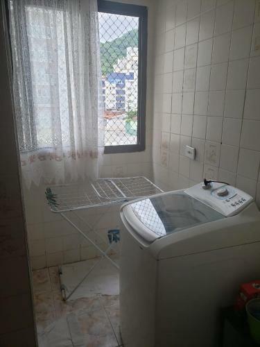 Apartamento 2 Quartos Na Praia Enseada Do Guaruj�-sp