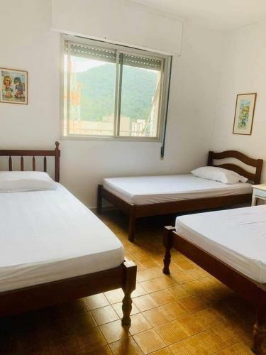 Apartamento Pitangueiras 7 Pessoas / 200 Mts Da Praia