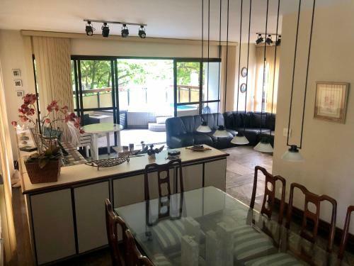 Apartamento Pitangueiras Exclusivo Com Piscina Na Sacada