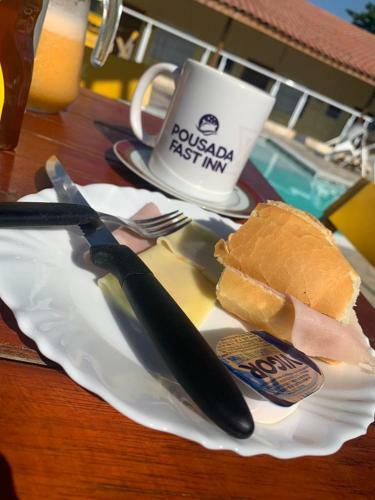 Posada Pousada Fast Inn