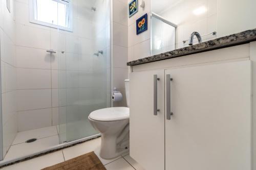 Apartamento Enseada 2 Quartos Piscina E Lazer