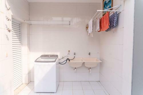 Novo Casa Com Churrasq E Wifi No Guaruja Sp