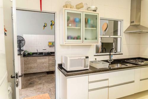 Novo Casa Com Churrasq E Wifi No Guaruja Sp
