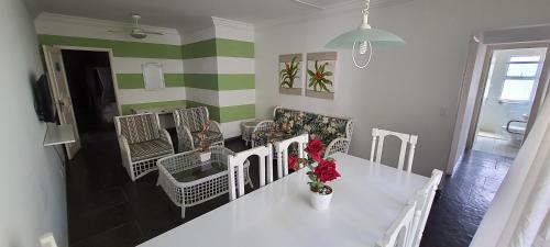 Apartamento Casa Enseada Guaruj�