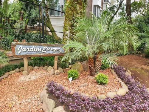 Apartamento Apt No Centro de Gramado. Novo, Lindo E Rom�ntico!