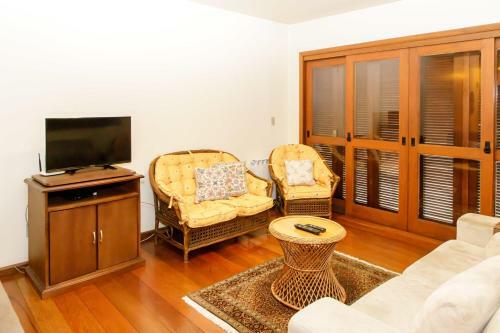 Apartamento Amplo E Decorado Na Avenida Das Hort�nsias
